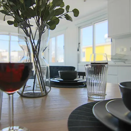 Apartment Phaedrus Living: Seaside Modern Flat Lighthouse 63 *