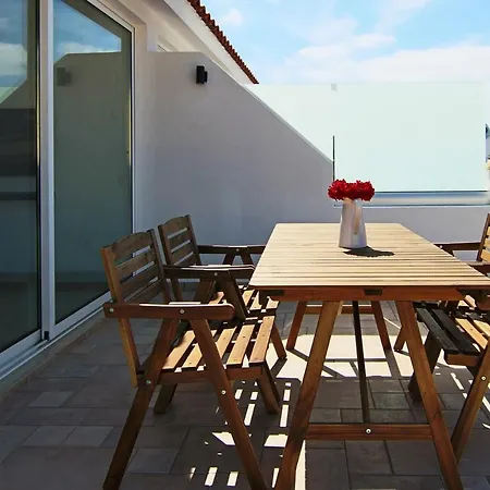 Phaedrus Living: Seaside Modern Flat Lighthouse 63 Pafos