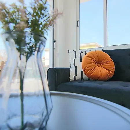 Phaedrus Living: Seaside Modern Flat Lighthouse 63 Paphos